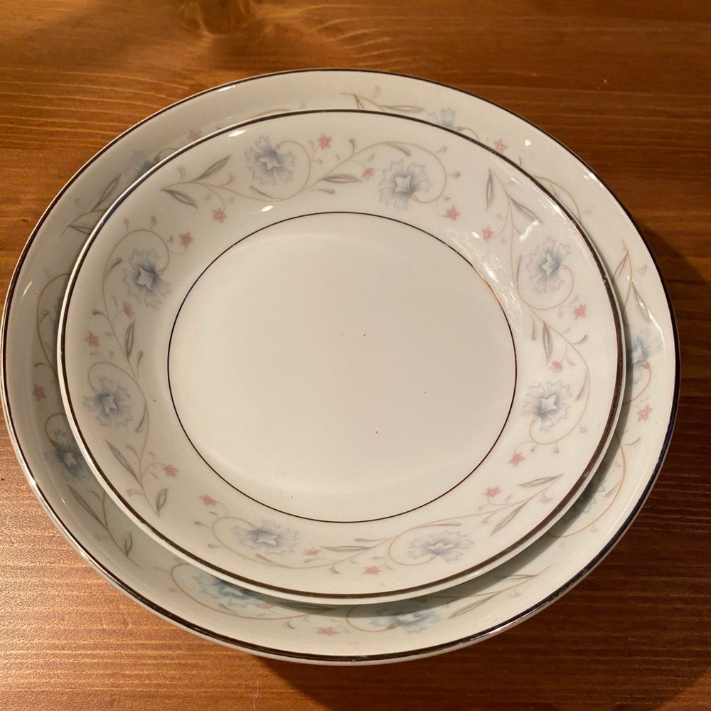 2 Bowls English Garden Fine China Japan